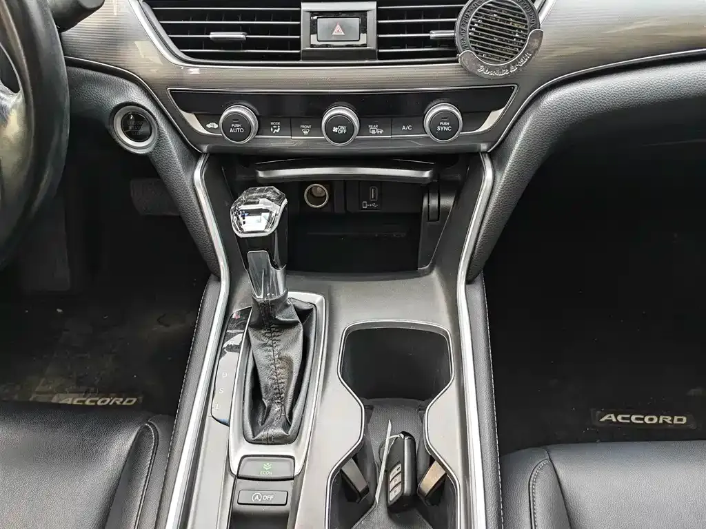 Honda Accord 2022 из CN, фото 5