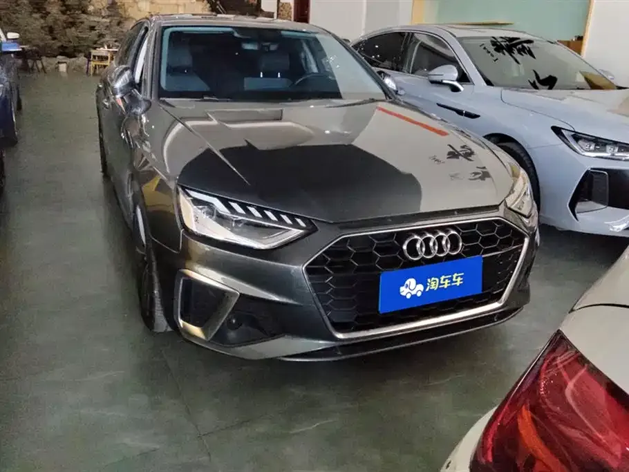 Audi A4L 2021 из CN, фото 10