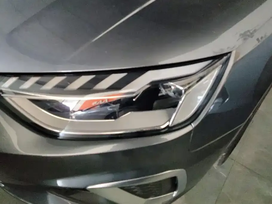 Audi A4L 2021 из CN, фото 7