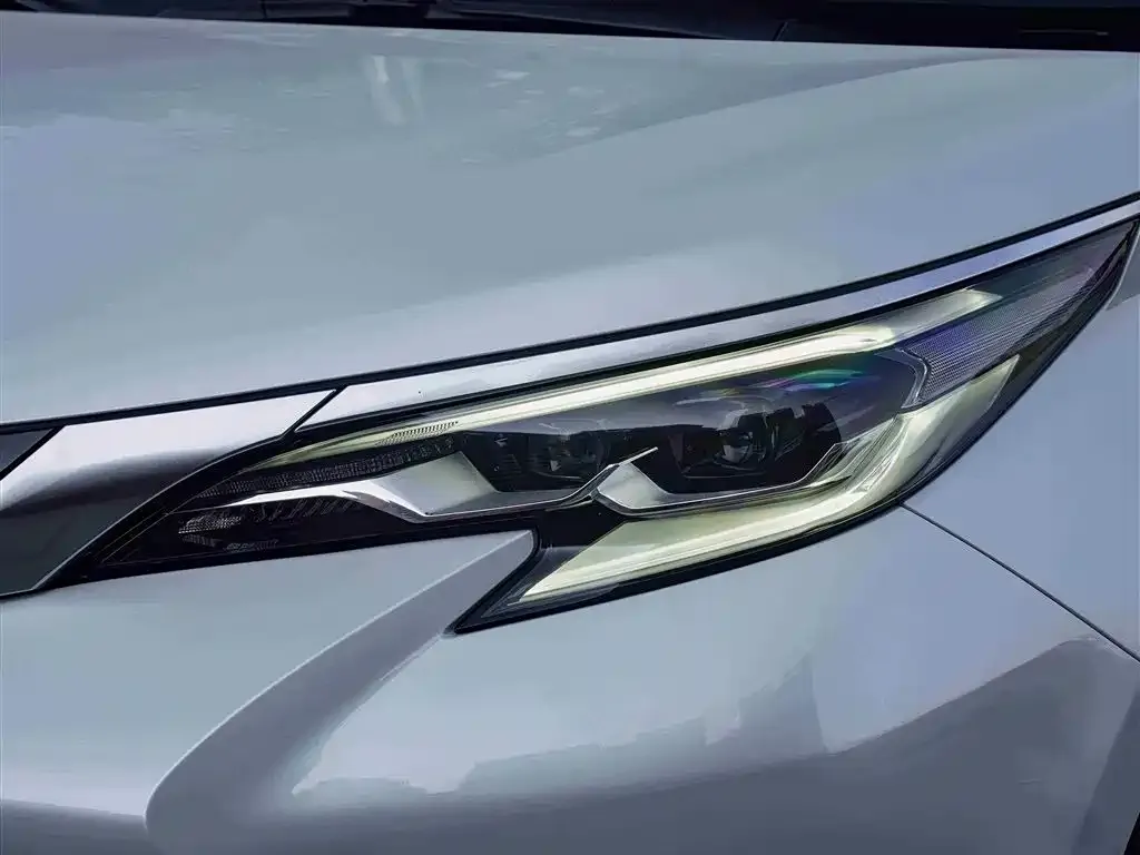 Toyota Sienna 2022 из CN, фото 9