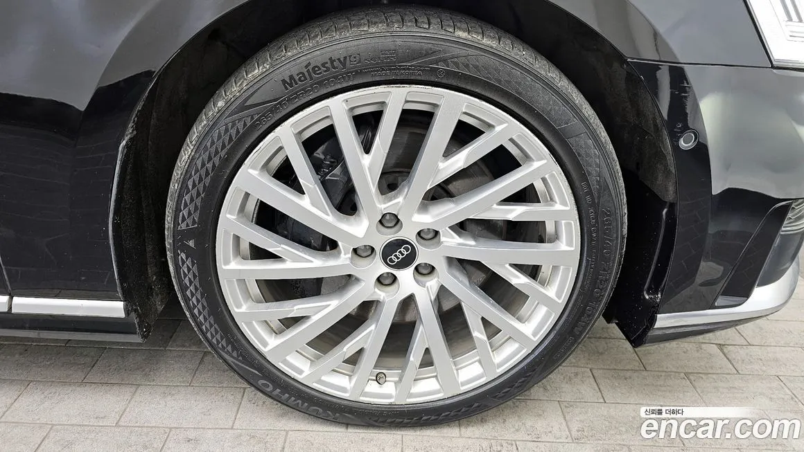 Audi A8 2021 из KR, фото 2