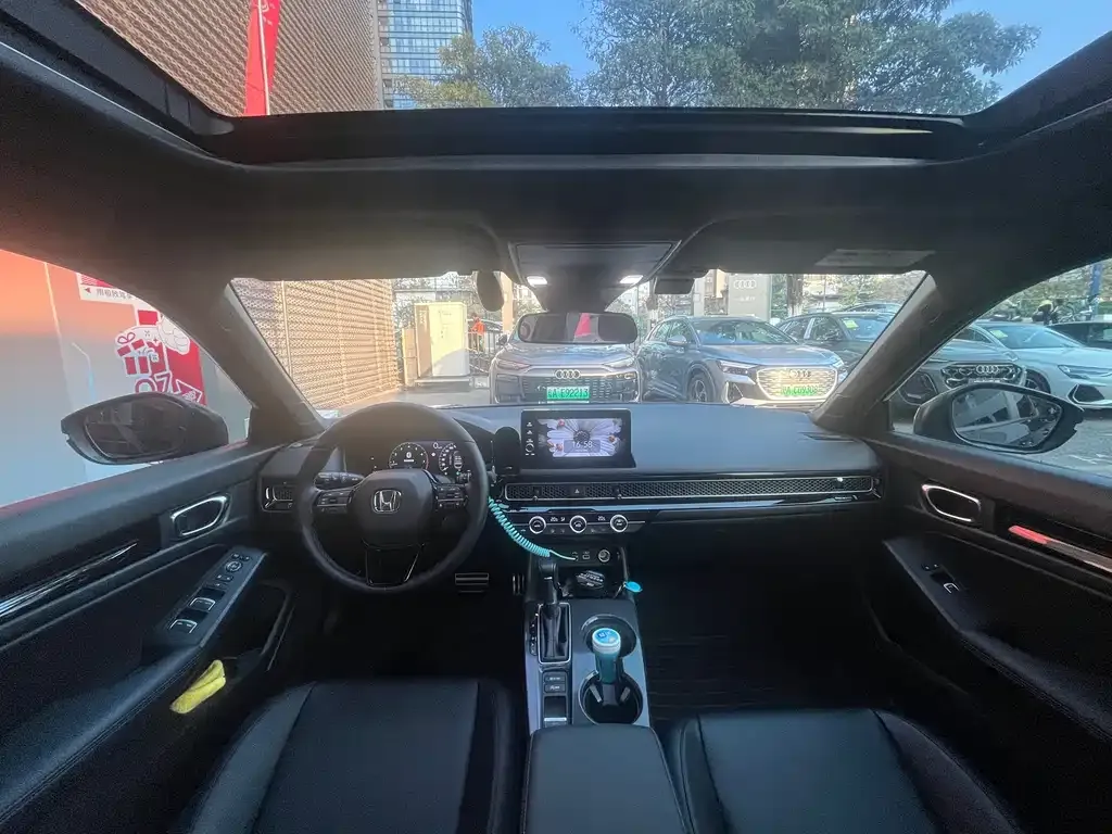 Honda Civic — фото 5