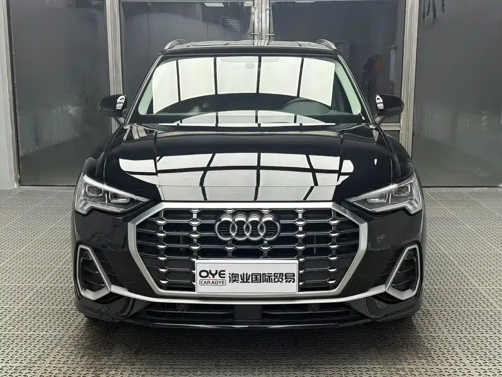 Audi Q3 2023 из CN, фото 10