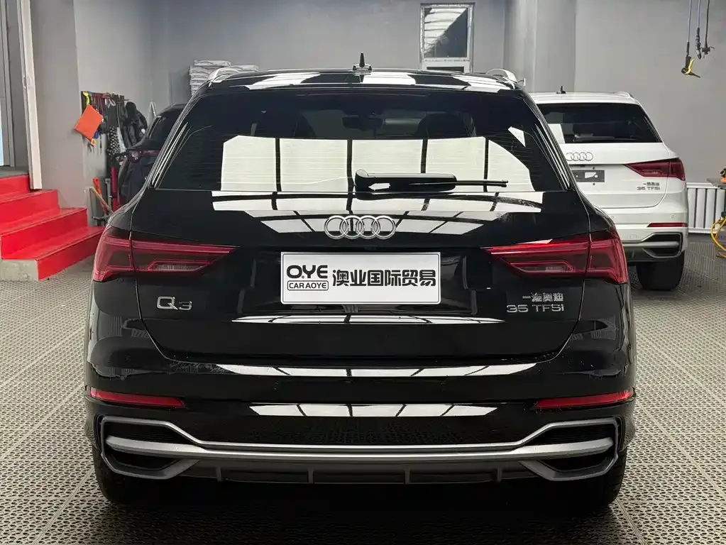 Audi Q3 2023 из CN, фото 5