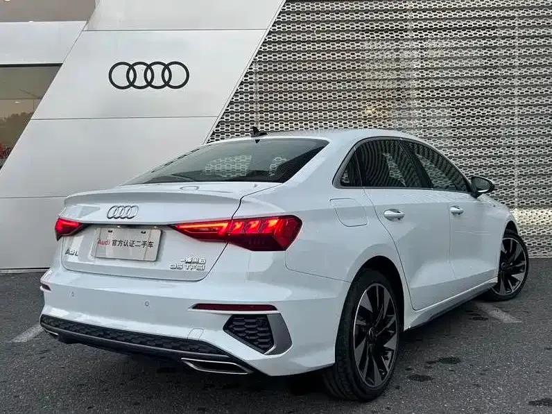 Audi A3 — фото 8