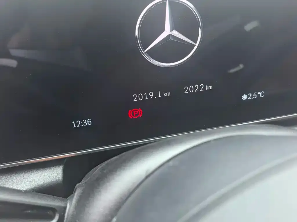 Mercedes-Benz GLC 2025 из CN, фото 2