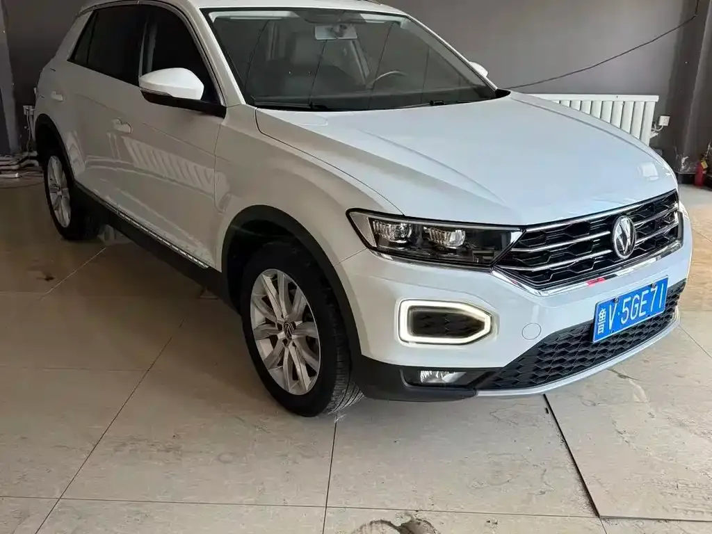 Volkswagen T-Roc 2023 из CN, фото 8
