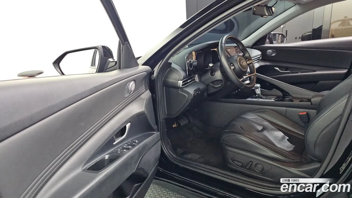 Hyundai AVANTE — фото 10