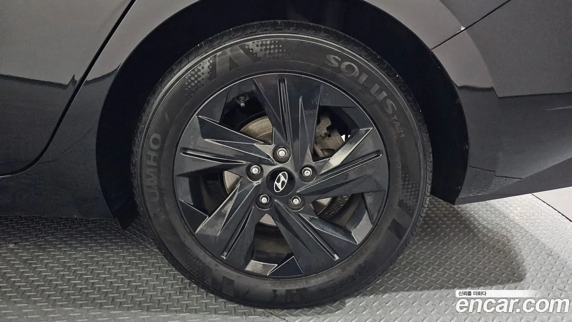 Hyundai AVANTE — фото 9