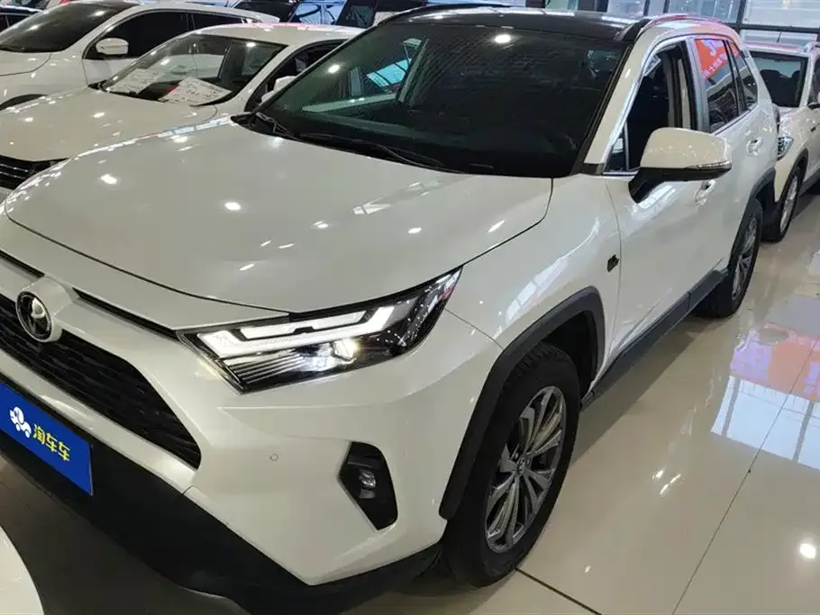 Toyota RAV4 2024 из CN, фото 1