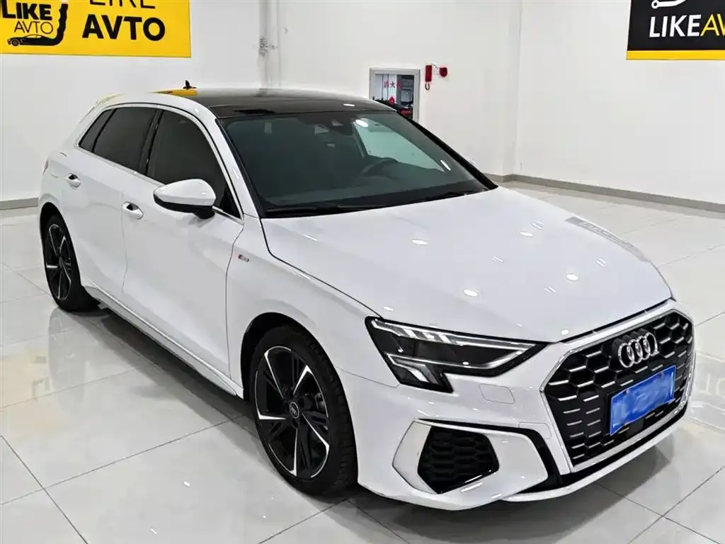 Audi A3 2023 из CN, фото 5