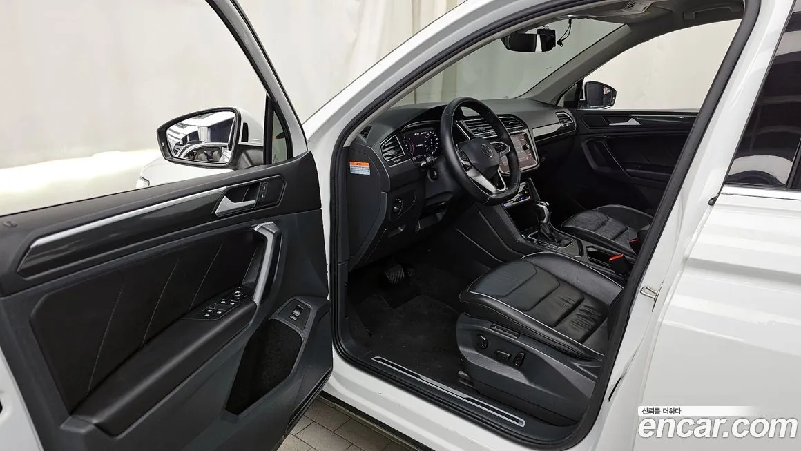 Volkswagen Tiguan 2021 из KR, фото 4