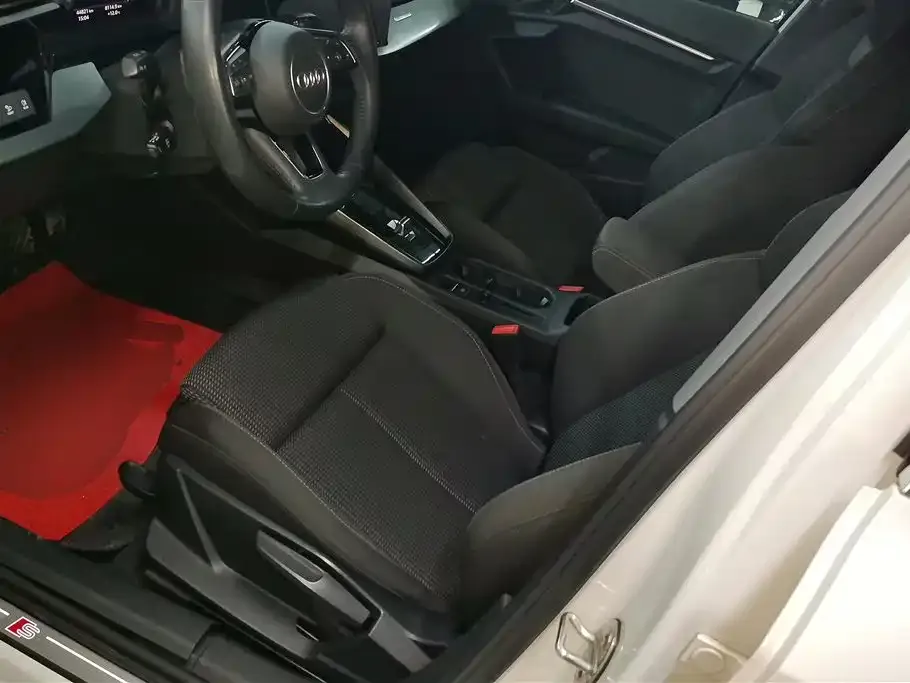 Audi A3 2021 из CN, фото 7