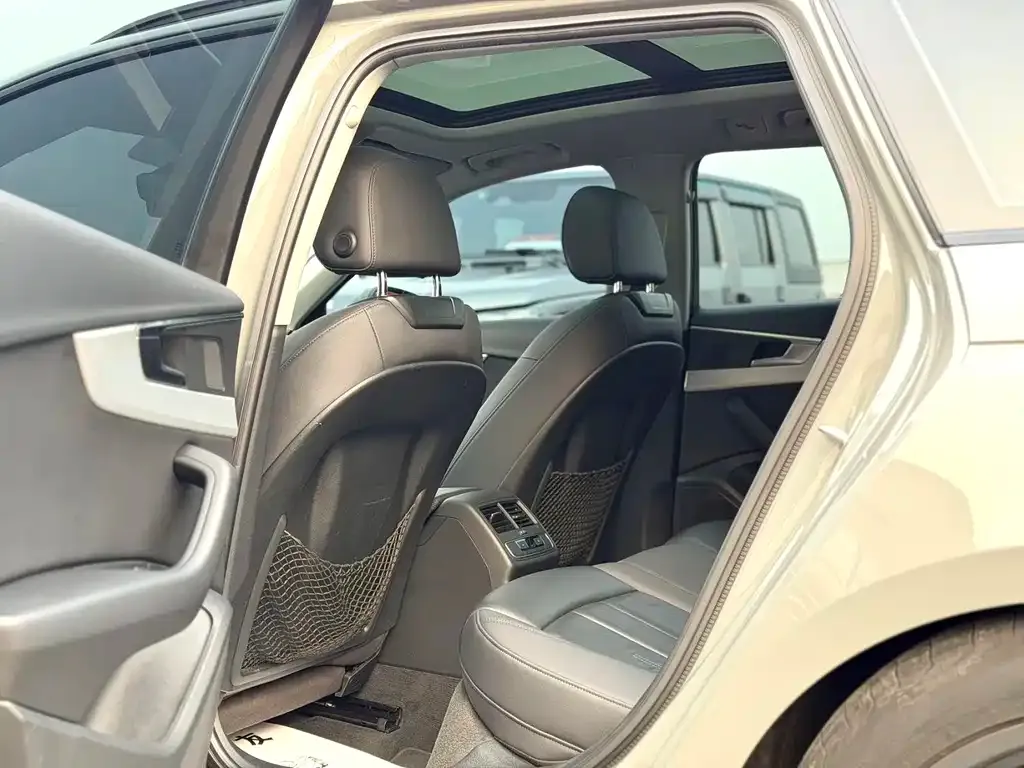Audi A4 (Import) 2021 из CN, фото 9