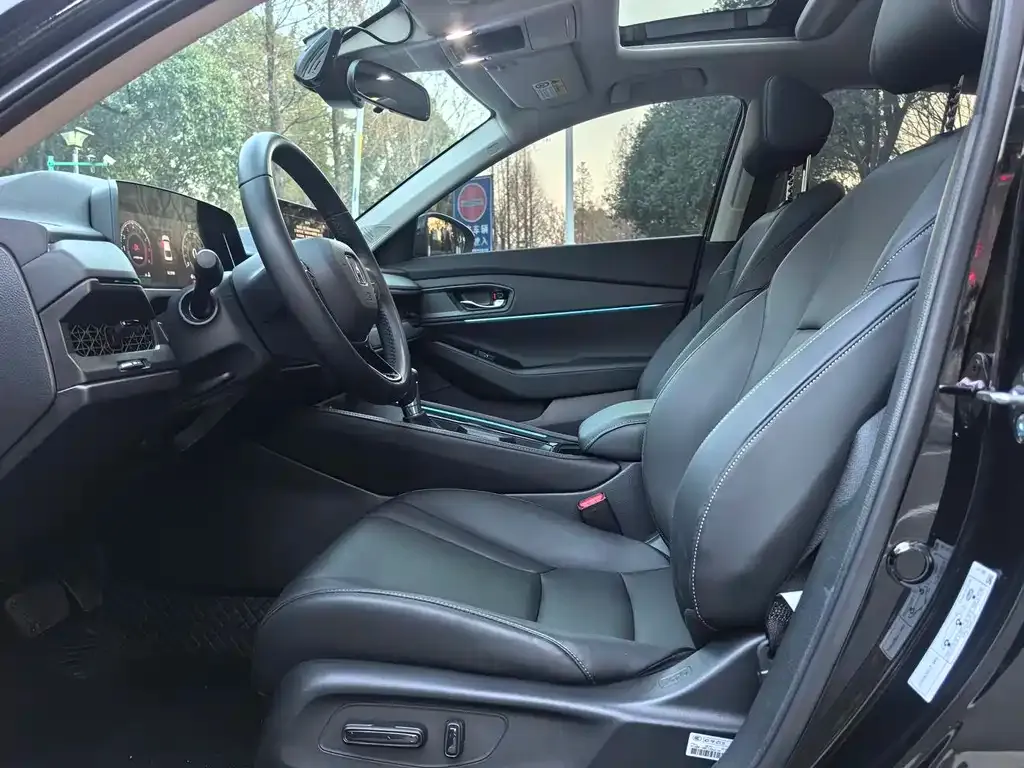 Honda Accord — фото 5