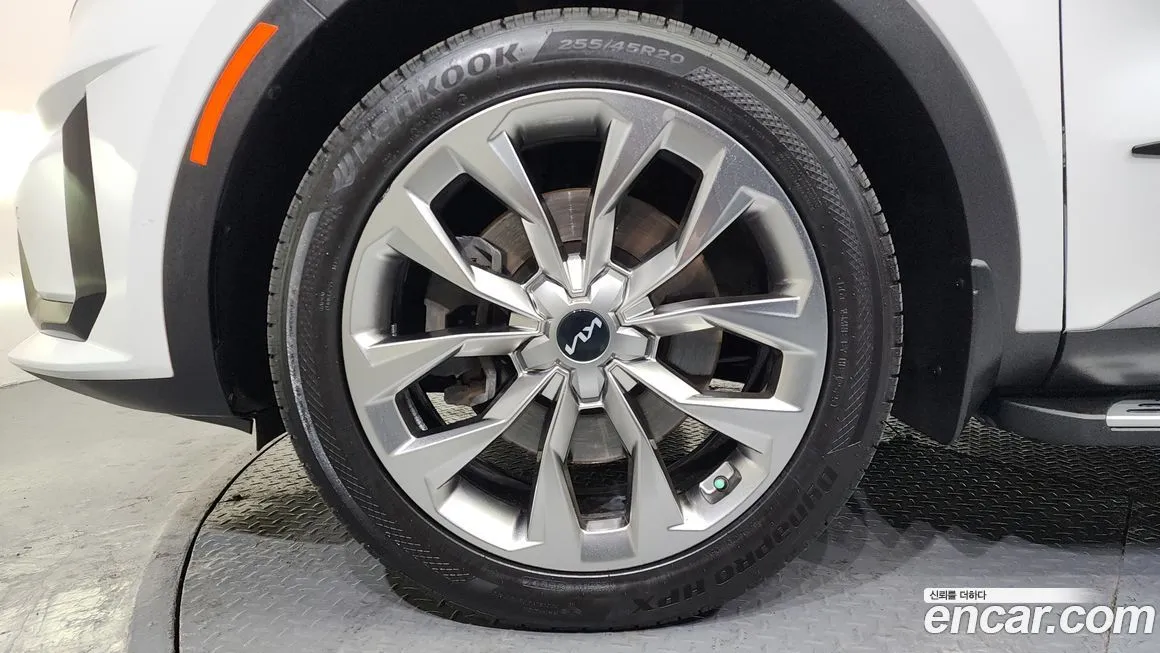 Kia Sorento — фото 7