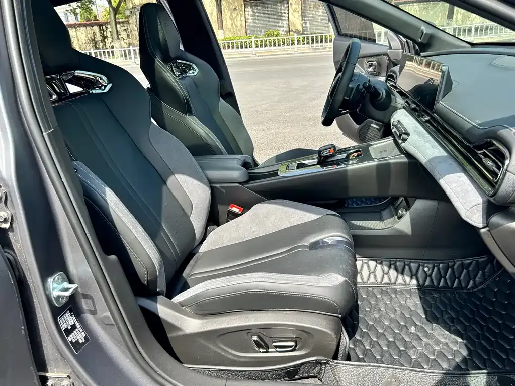 GAC Motor Shadow Leopard — фото 5