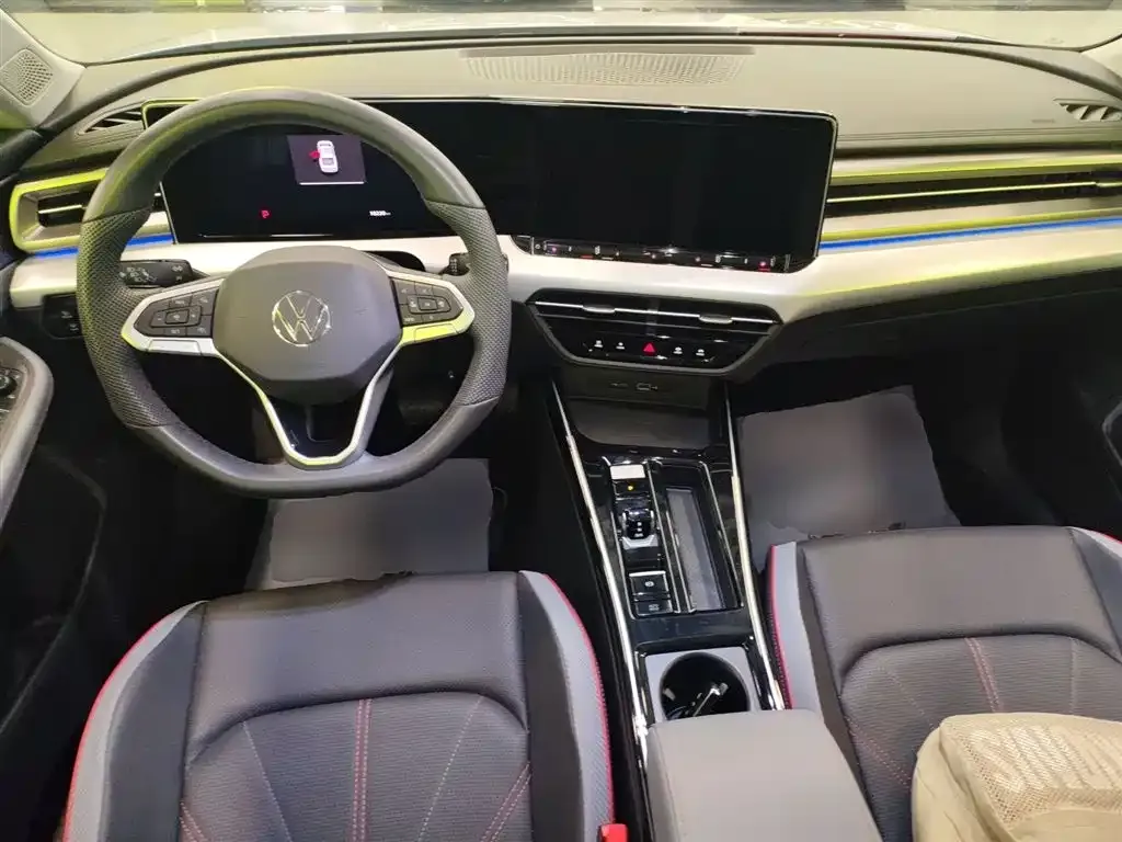 Volkswagen Lamando 2024 из CN, фото 2