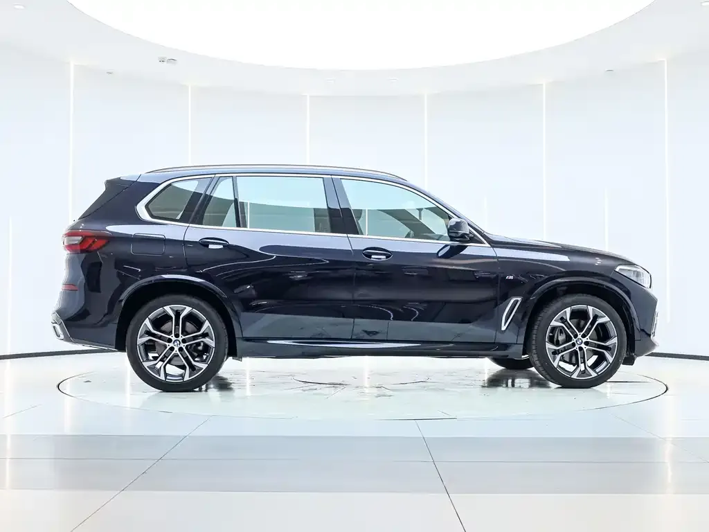 BMW X5 2022 из CN, фото 2