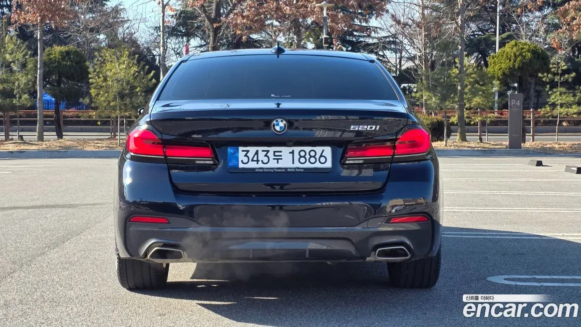 BMW 5-Series 2023 из KR, фото 7