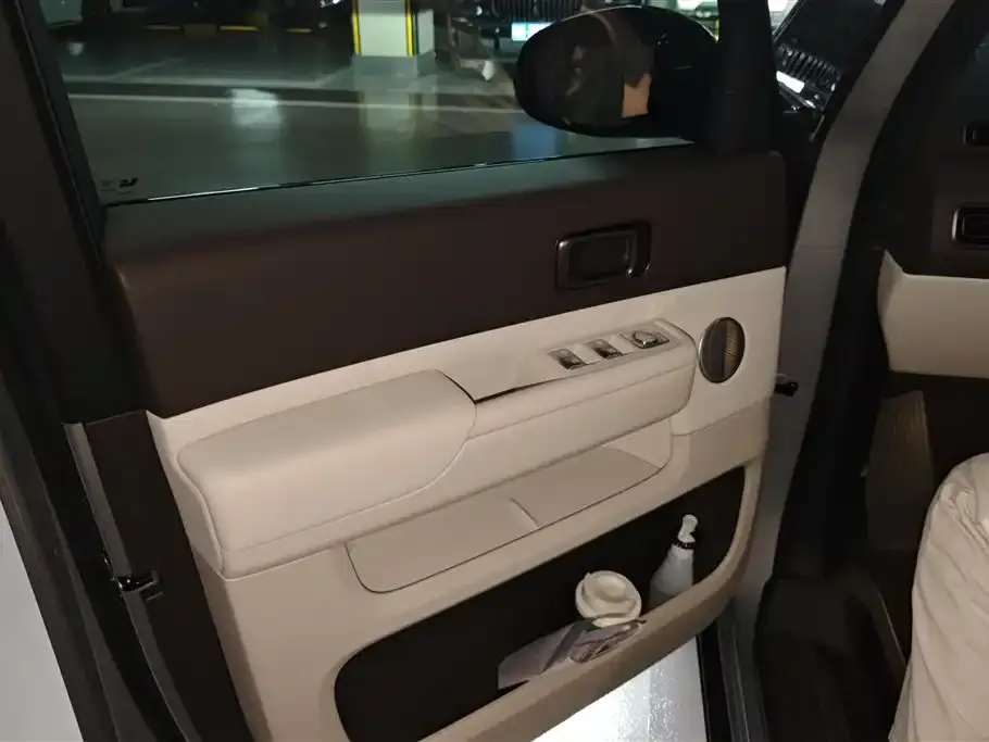 Li Auto MEGA 2024 из CN, фото 6