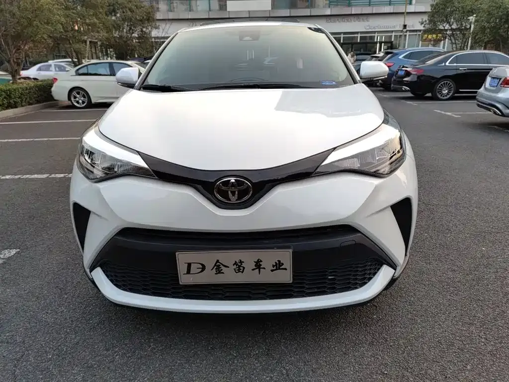 Toyota C-HR 2023 из CN, фото 5