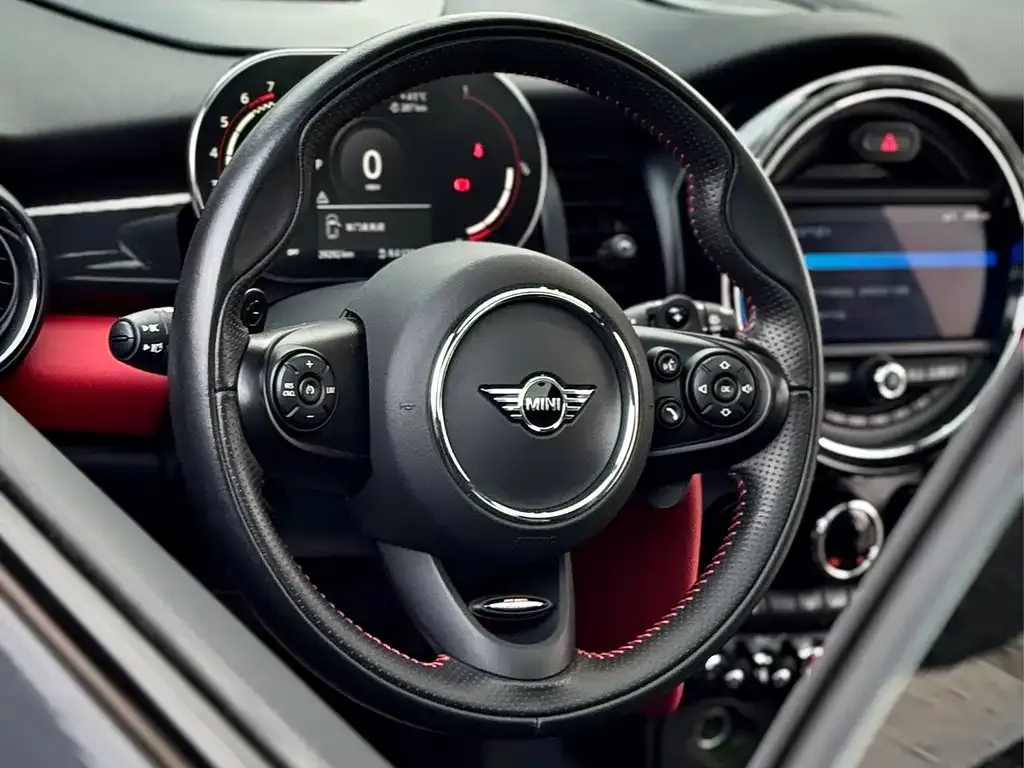 MINI JCW (John Cooper Works) 2021 из CN, фото 4