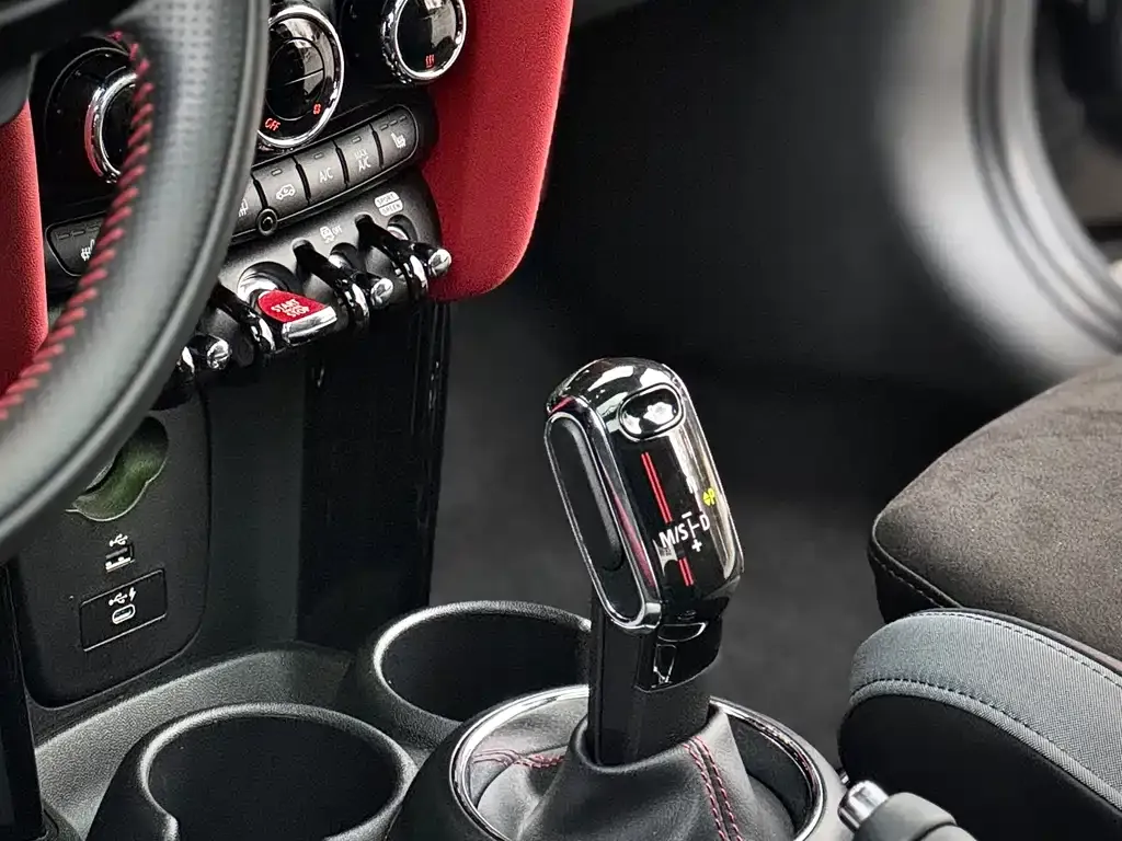 MINI JCW (John Cooper Works) 2021 из CN, фото 3