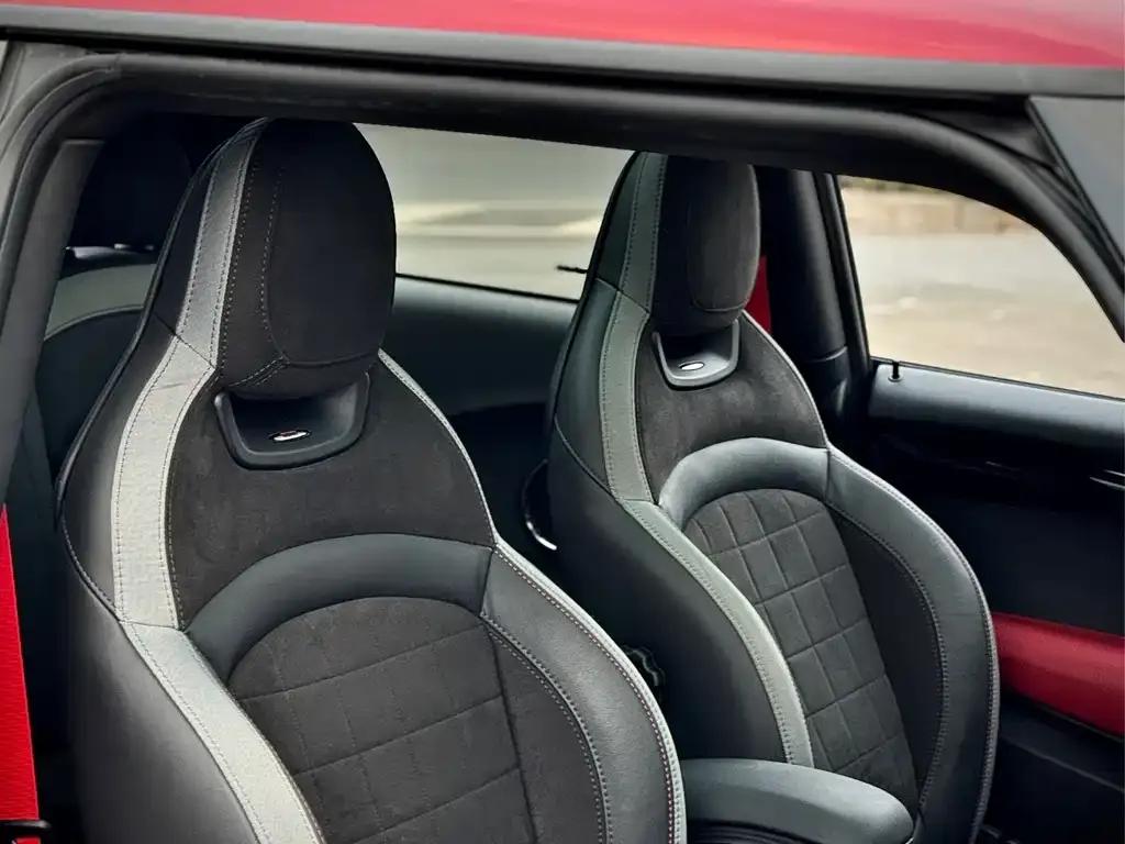 MINI JCW (John Cooper Works) 2021 из CN, фото 6