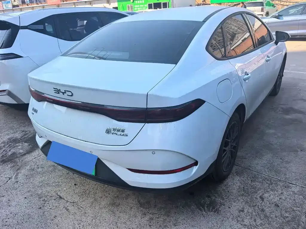BYD Qin PLUS — фото 8