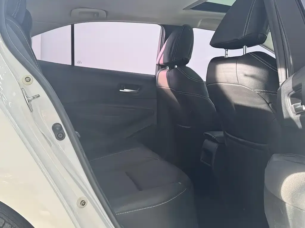 Toyota Corolla 2021 из CN, фото 3