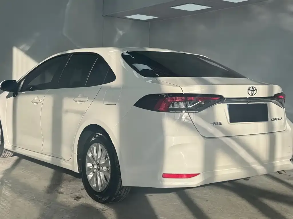 Toyota Corolla 2021 из CN, фото 5