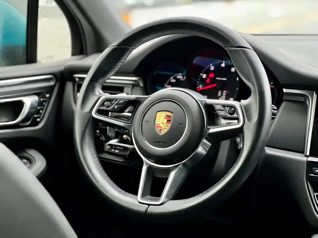 Porsche Macan 2021 из CN, фото 3