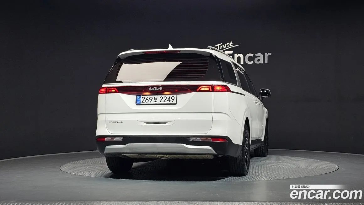 Kia Carnival 2023 из KR, фото 4