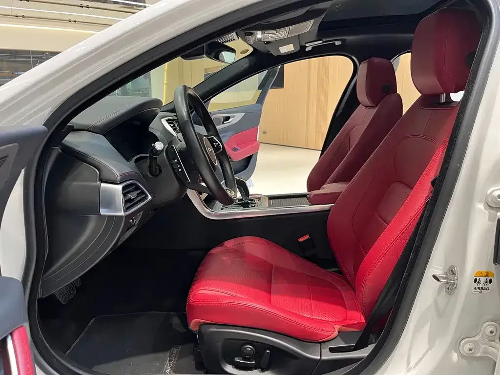 Jaguar XEL 2022 из CN, фото 10