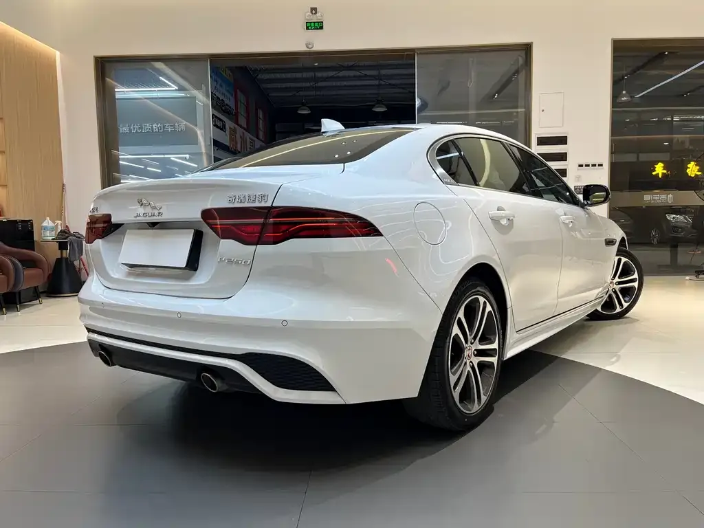 Jaguar XEL 2022 из CN, фото 9