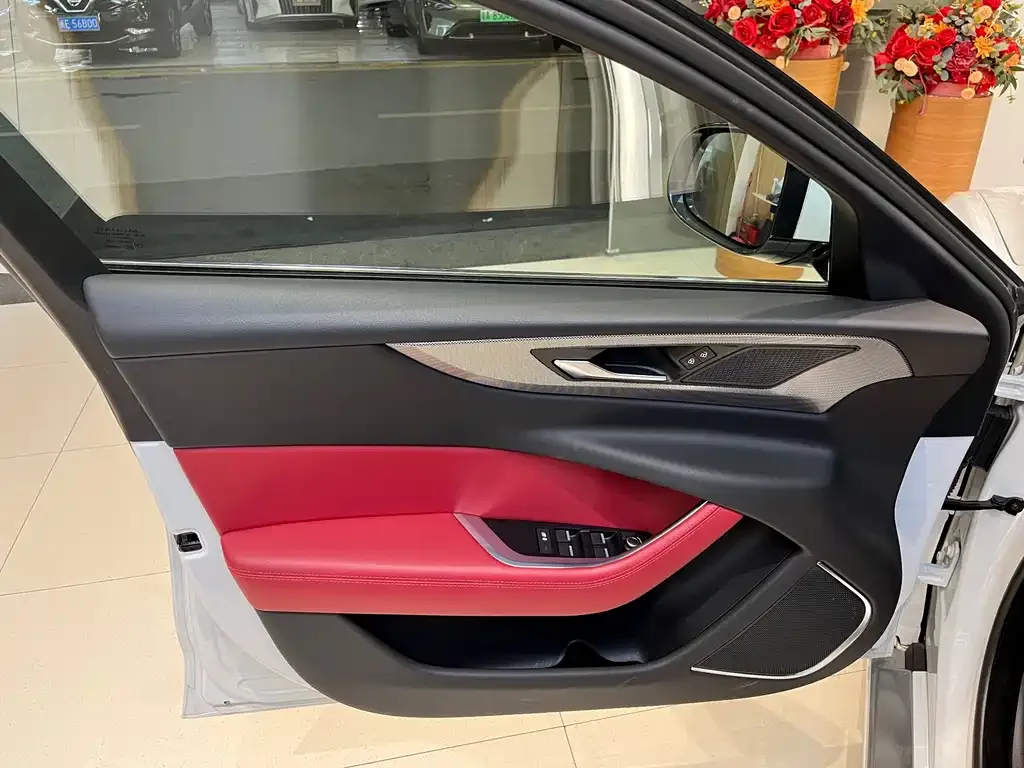 Jaguar XEL 2022 из CN, фото 3