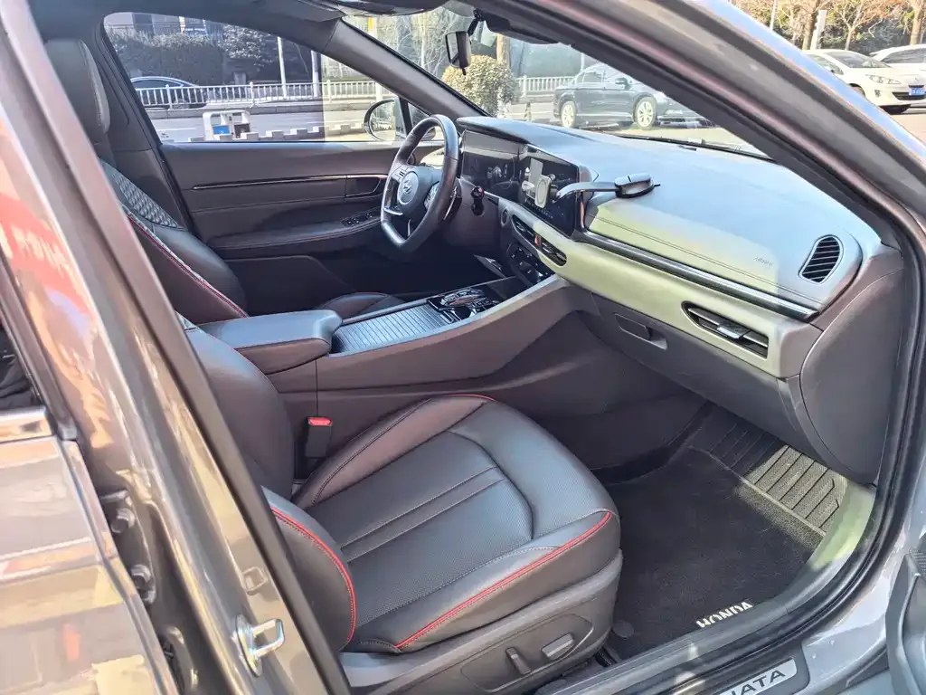 Hyundai Sonata 2021 из CN, фото 8