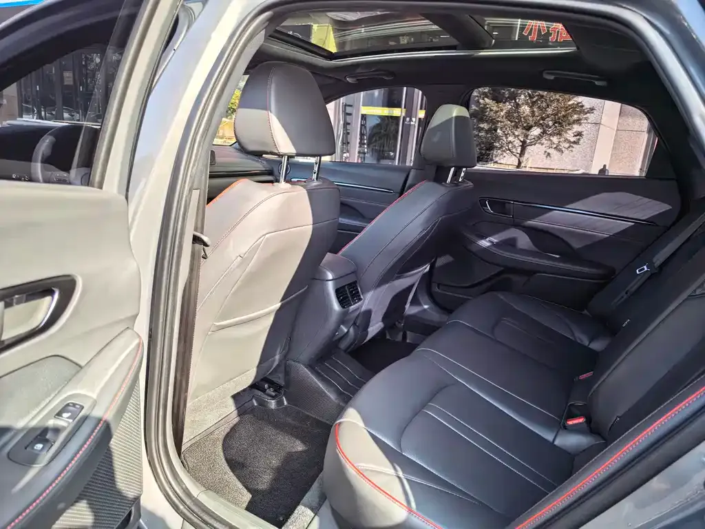 Hyundai Sonata 2021 из CN, фото 7