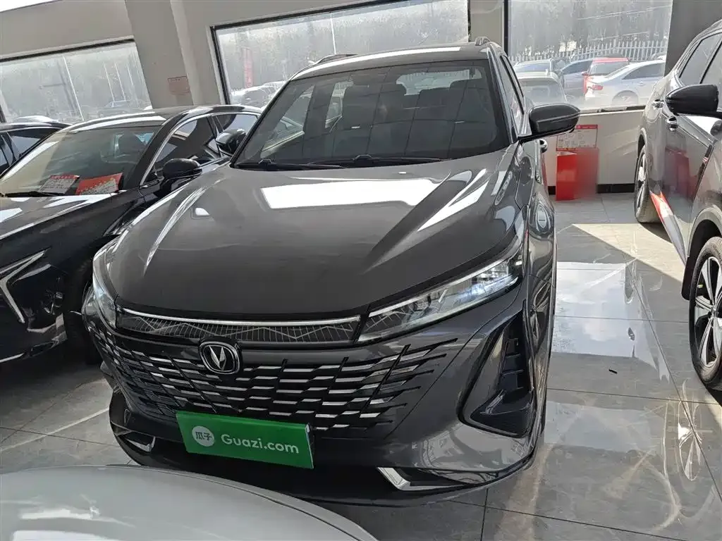 Changan CS75PLUS — фото 3