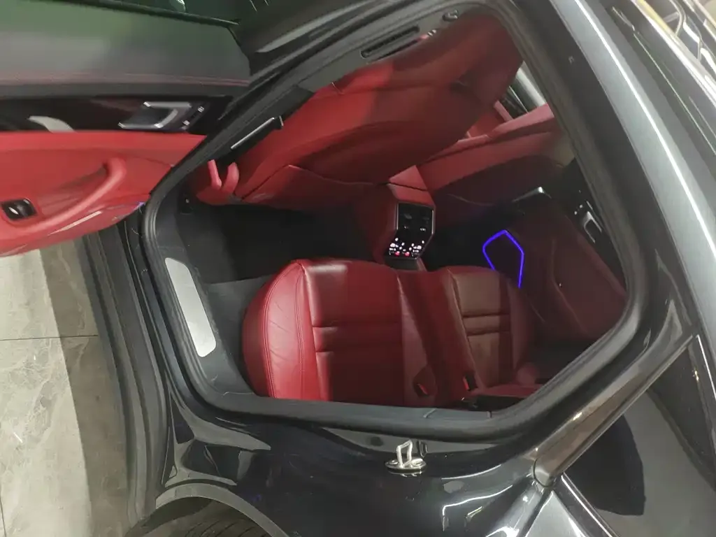 Porsche Panamera 2022 из CN, фото 3
