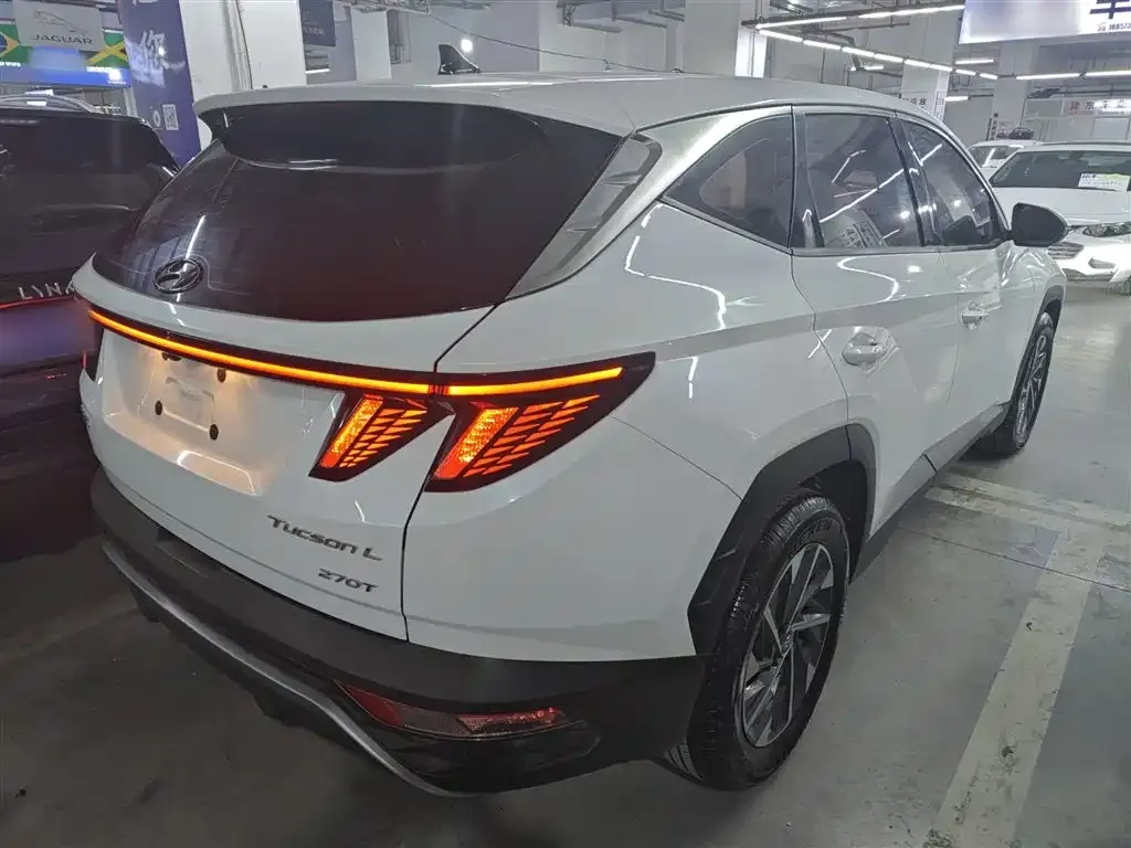 Hyundai Tucson 2022 из CN, фото 8