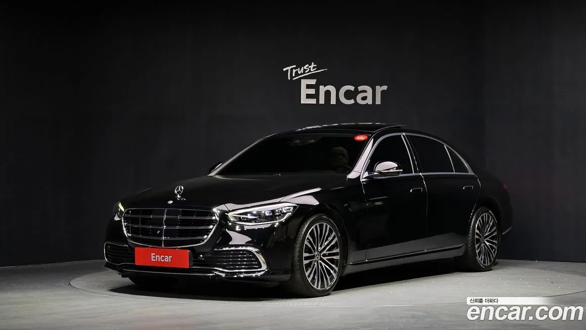 Mercedes-Benz S-Class — фото 1