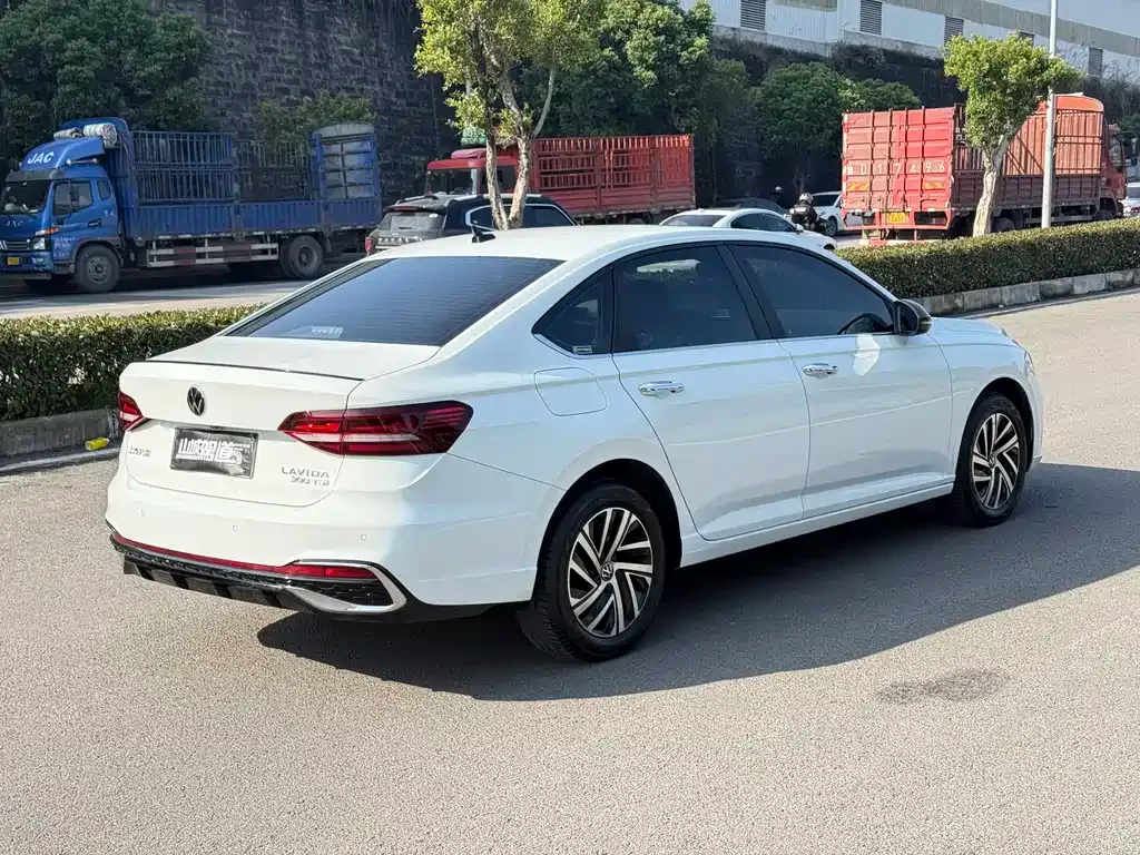 Volkswagen Lavida 2024 из CN, фото 9