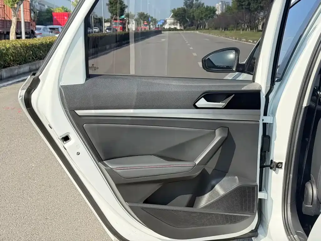 Volkswagen Lavida 2024 из CN, фото 6