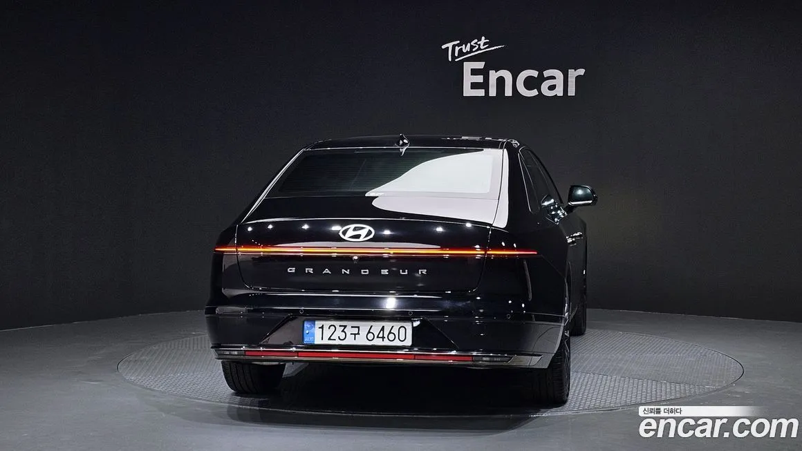 Hyundai Grandeur 2023 из KR, фото 2