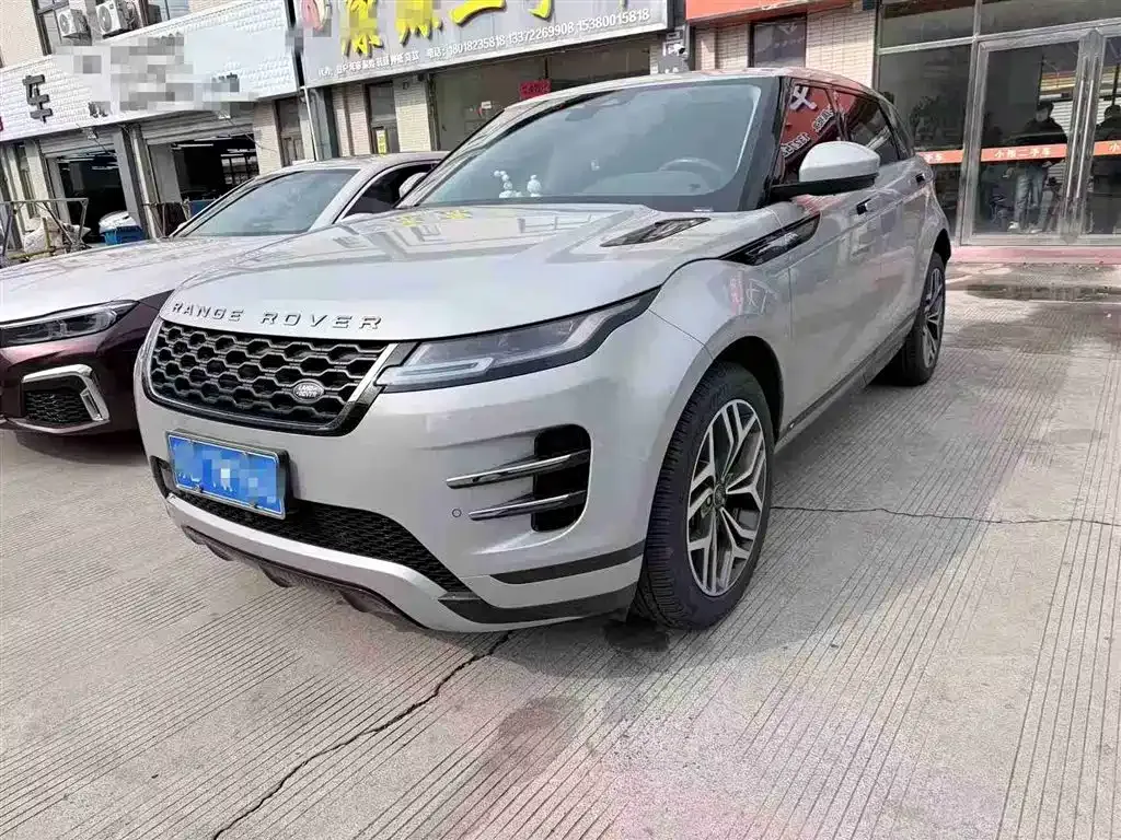 Land Rover Evoque — фото 1