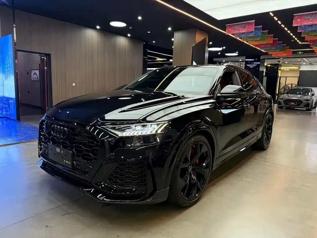 Audi RS Q8 2021 из CN, фото 1