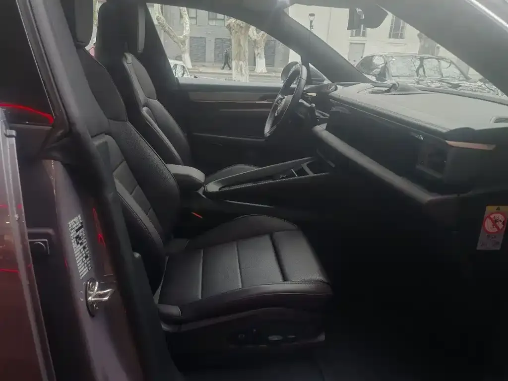 Porsche Macan EV 2024 из CN, фото 2