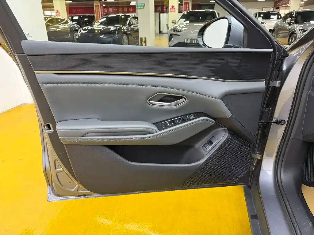BYD Qin L 2025 из CN, фото 3
